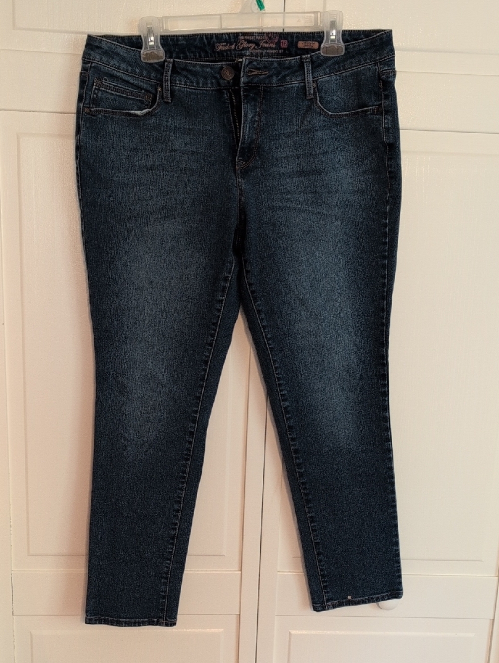 Faded Glory Mid Rise Ultimate Skinny Jeans Size 16A